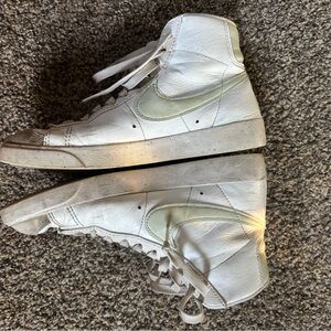 Nike blazers mint and white